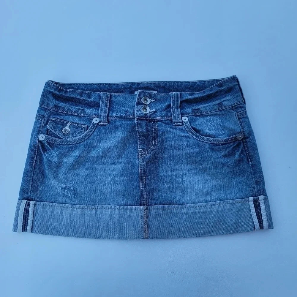 SO Wear It Declare It Denim Mini Skirt Juniors Size 7 Blue Cuffed Hem Cotton